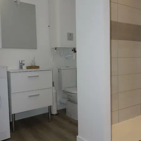 Clermont-ferrand-city-room Apartman