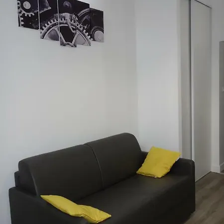 Clermont-ferrand-city-room Apartman *